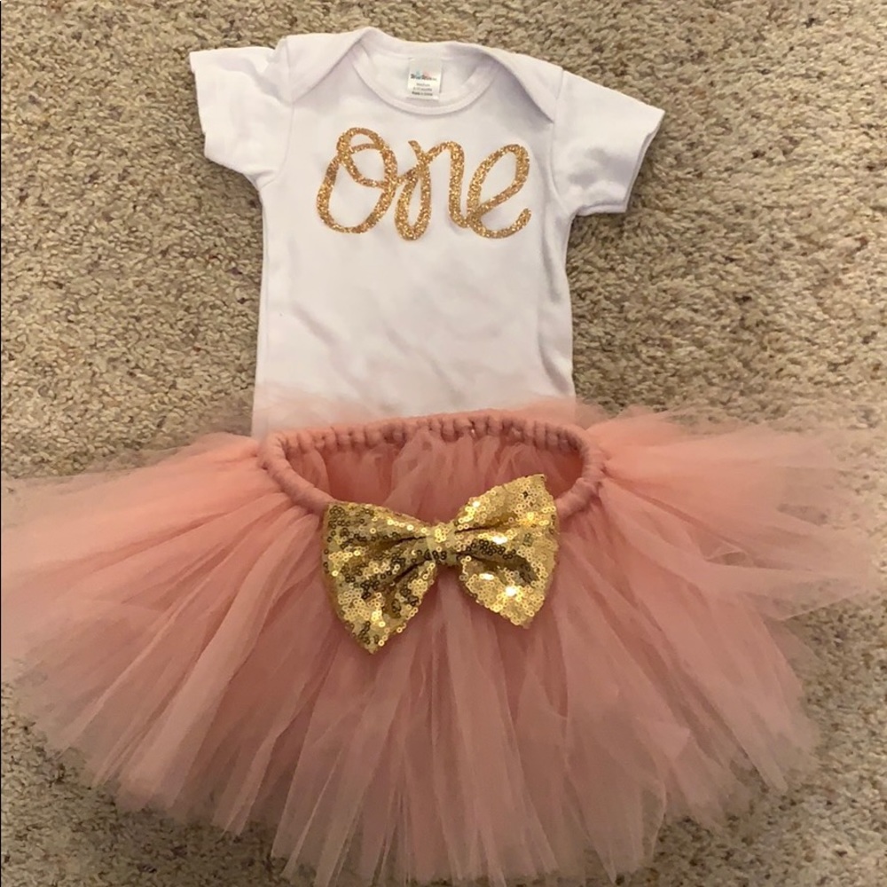 1 y/o birthday outfit!
